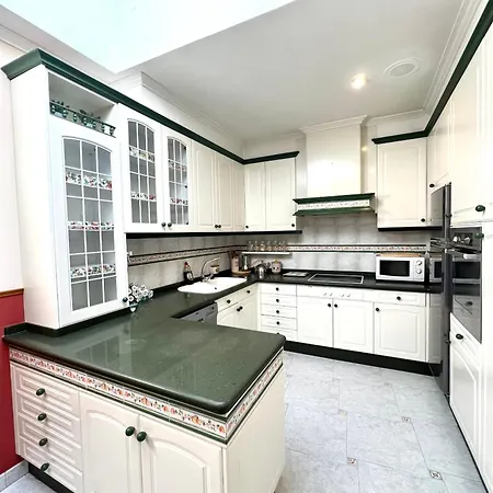 アパート Piso Casa Roman サンシェンショ